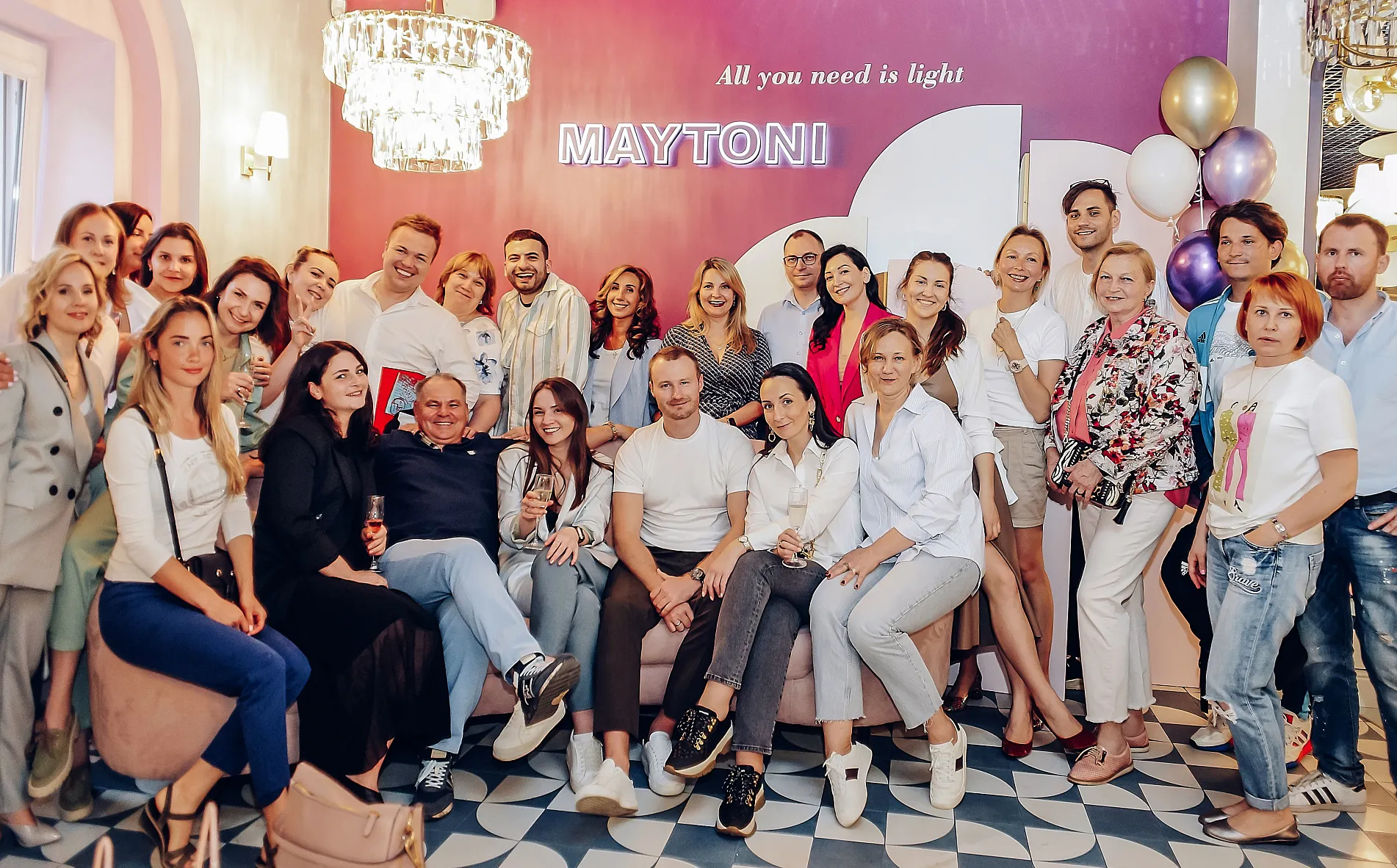 Первый шоу-рум MAYTONI в Санкт-Петербурге торжественно открыт!