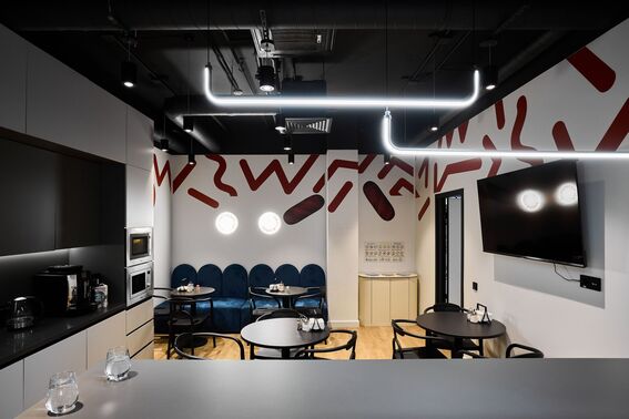 Освещение в офисе &quot;Большевик&quot;