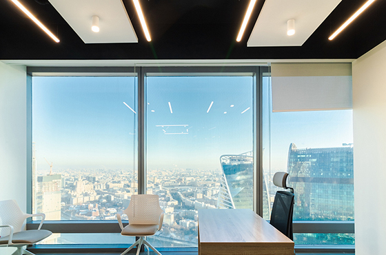 Освещение в офисе в Башне Федерация