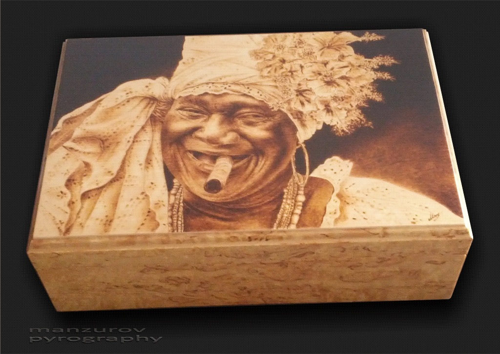 Хьюмидор с пирографией