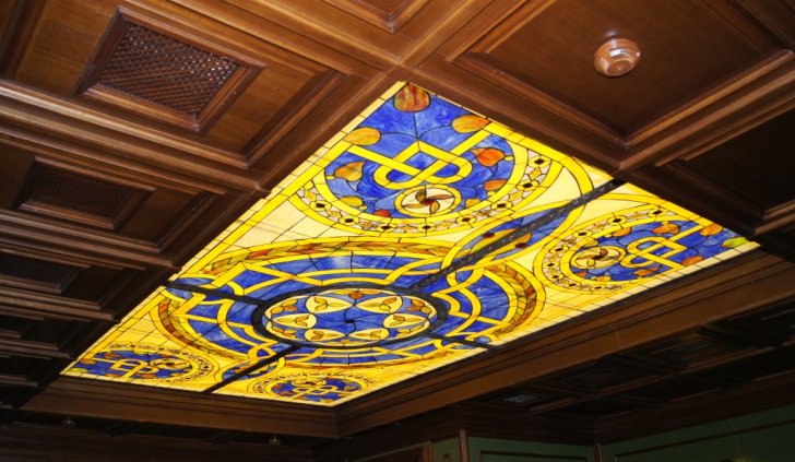 Светодиодная подсветка витража