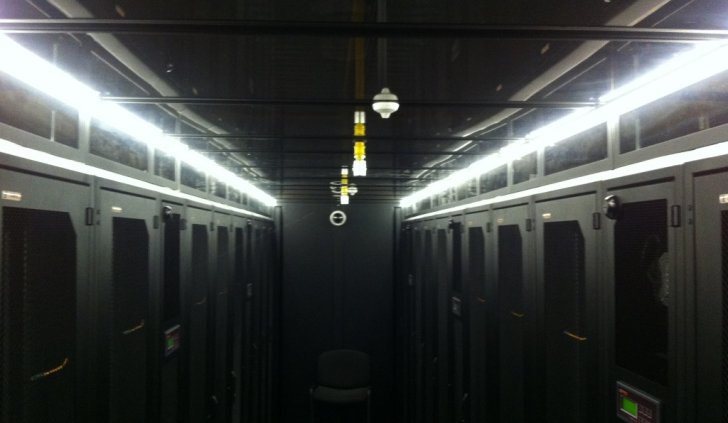 Светодиодное освещение серверной на основе светодиодной ленты Arlight