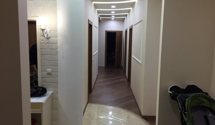 Светодиодная подсветка коридора