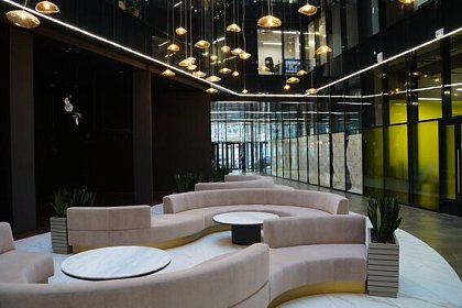 Освещение бизнес-центра в г.Санкт-Петербург