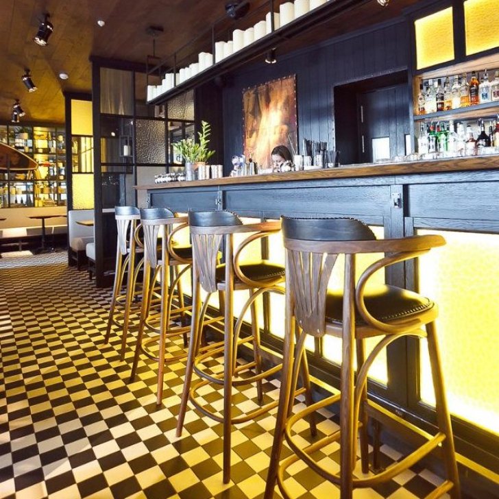 Светодиодная подсветка барной стойки