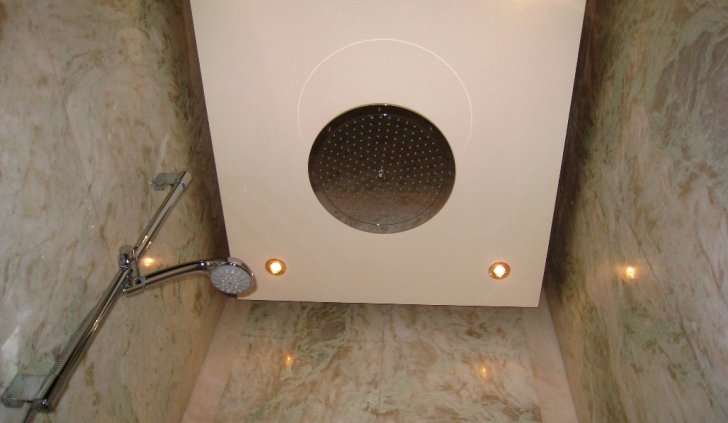 Точечные светильники со светодиодными лампами Arlight для освещения в душевой