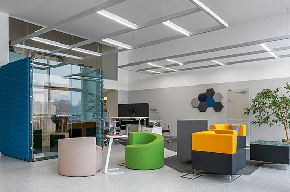 Светодиодное освещение в офисе Alcopa Project
