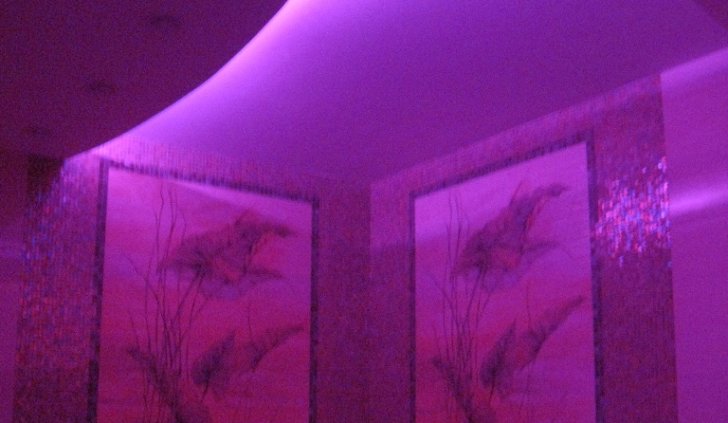 Световые эффекты светодиодной ленты в санузле