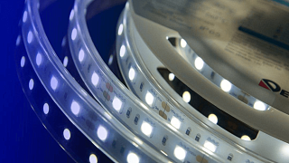 Светодиодная лента IP65 12Вольт холодное белое свечение, DSG560-12-W-65