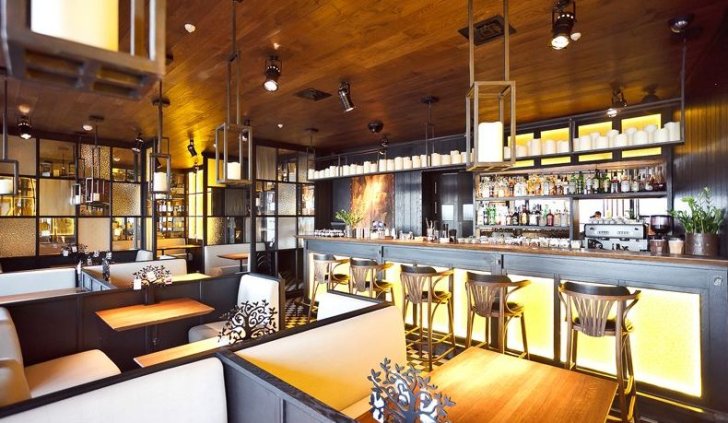 Светодиодная подсветка бара-ресторана