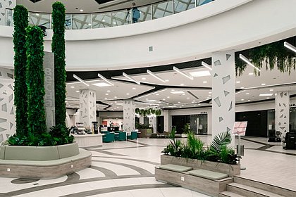 Светлые интерьеры ТРЦ «Весна», Москва