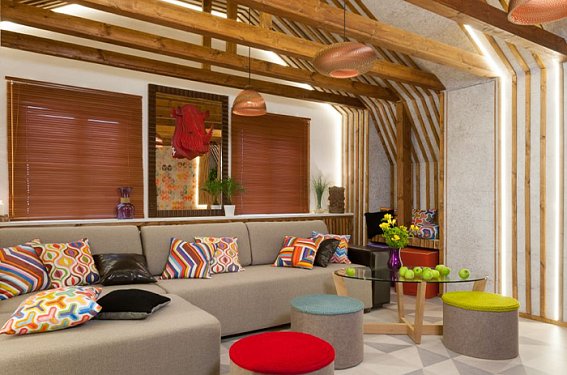 Освещение светодиодными лентами дачного дома