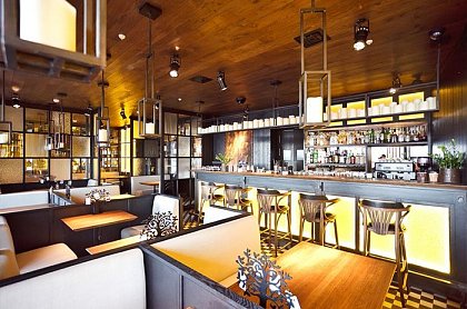 Светодиодное освещение в новом образе ресторана «Солнце» в Санкт-Петербурге