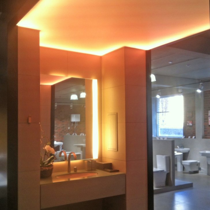Применение светодиодной подсветки в санузле