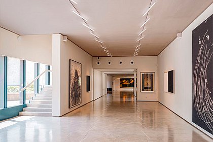 Современное освещение для современного выставочного пространства