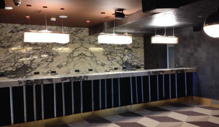 Светодиодное освещение зоны касс кинотеатра