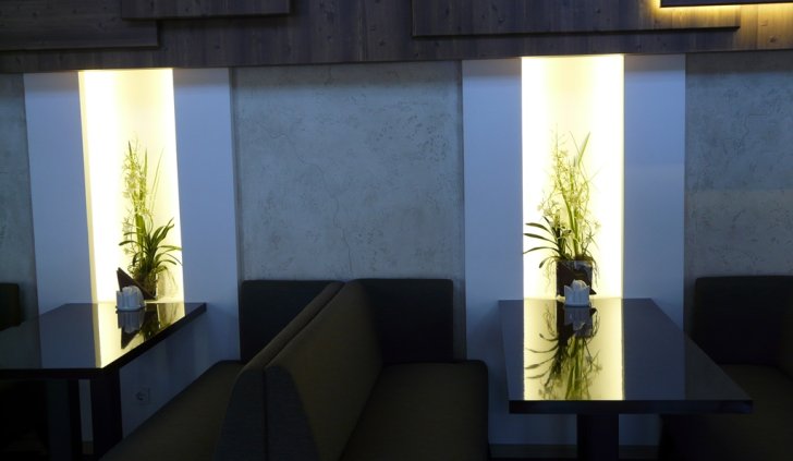 Ниши со светодиодной подсветкой