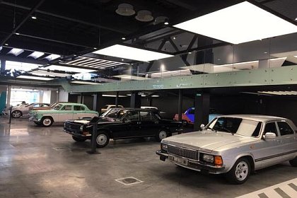 Основное освещение в музее Ak Bars Retro Cars