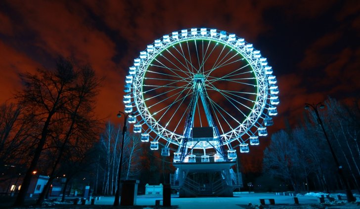 Подсветка колеса обозрения светодиодными RGB прожекторами Arlight