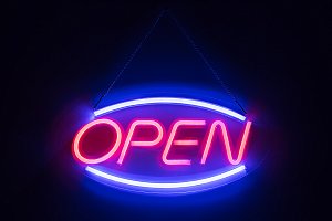 Неоновая вывеска OPEN