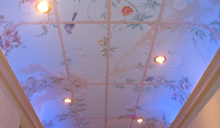 RGB светодиодная лента Arlight для декоративного освещения коридора