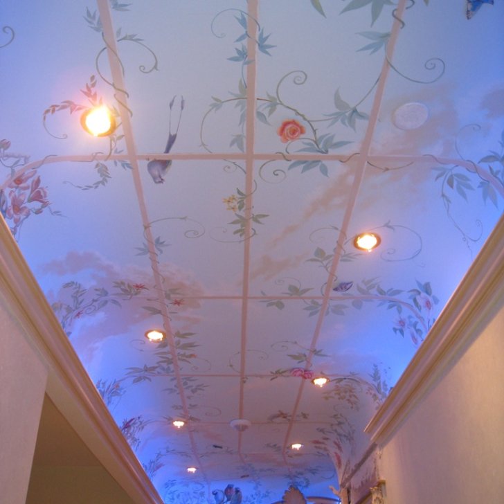 RGB светодиодная лента Arlight для декоративного освещения коридора