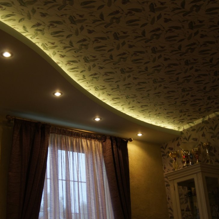Светодиодная подсветка потолочного карниза из гипсокартона