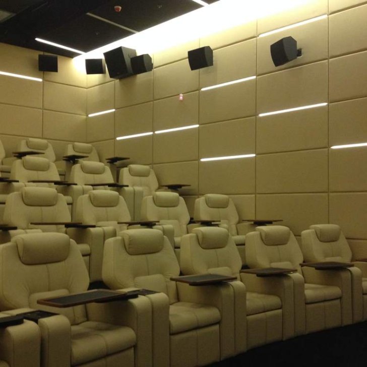 Светодиодное освещение кинозала