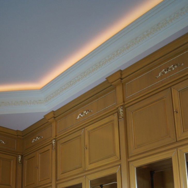 Закарнизная подсветка светодиодной лентой Arlight