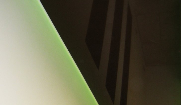 Подсветка стены многоцветной светодиодной лентой Arlight