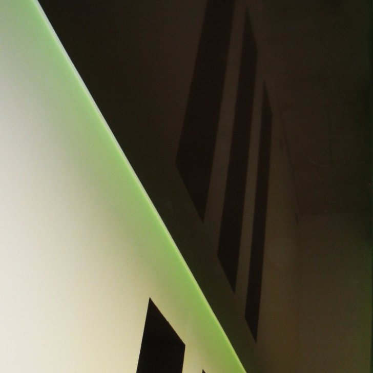 Подсветка стены многоцветной светодиодной лентой Arlight