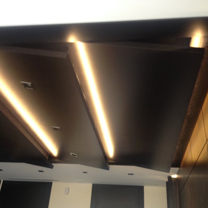 Светодиодная подсветка потолка сложной формы