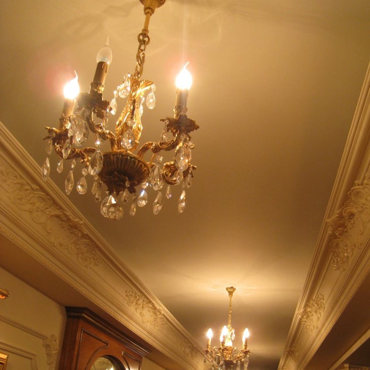 Освещение коридора люстрами со светодиодными лампами Arlight