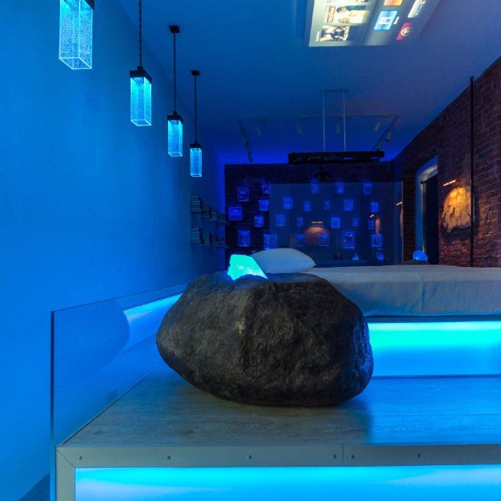 Светящийся 